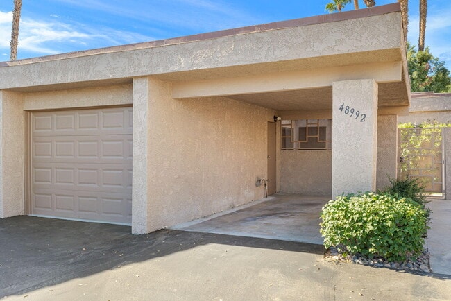 Building Photo - 48992 Canyon Crest Ln