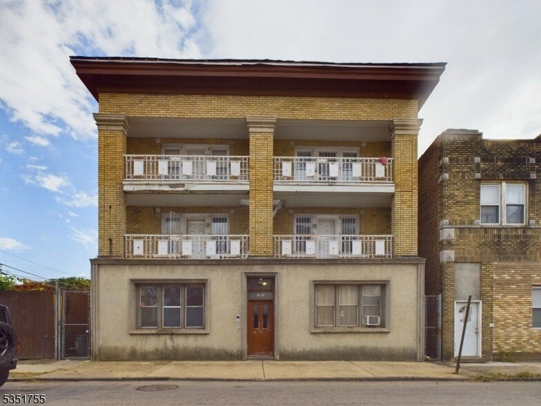 Foto principal - 415 Dodd St