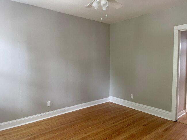 Building Photo - 3555 W McLean Ave