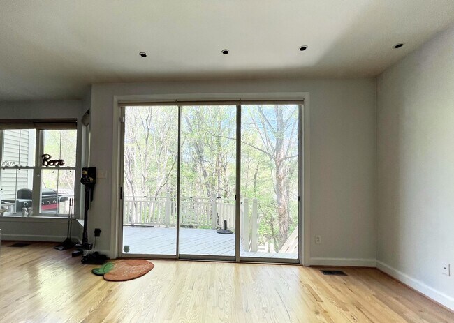 To back deck - 11474 Waterhaven Ct