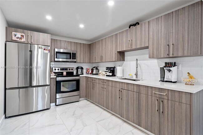 Foto del edificio - 9040 SW 203rd Terrace