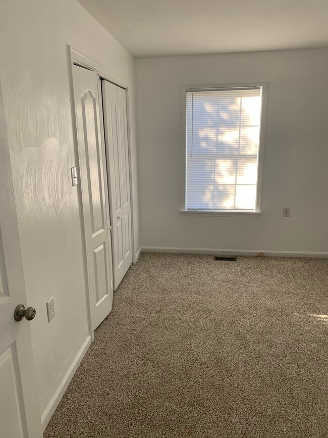 Back bedroom - 210 Wilson St