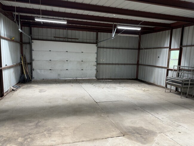 Foto del edificio - 2418 N University Ave