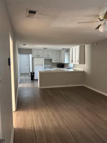 Foto del edificio - 1419 N Bradley St