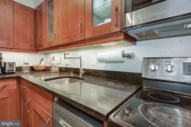 Foto del edificio - 1301 Delaware Ave SW