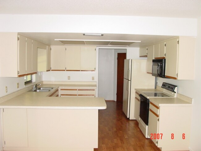 Foto del edificio - 4751 S Wind