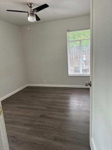 Building Photo - 1221 W Thorain Blvd