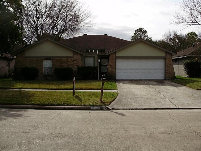 Building Photo - 12015 Swan Creek Dr