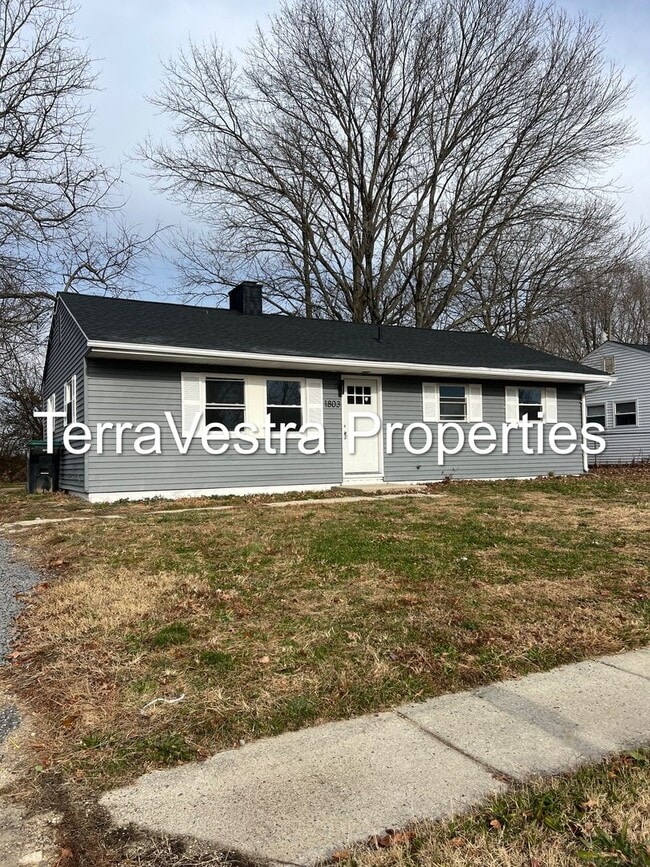 Building Photo - 3 Bed Single Family in Upper Deerfield!