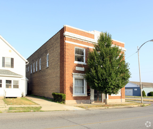 Building Photo - 1601 Kemble Ave
