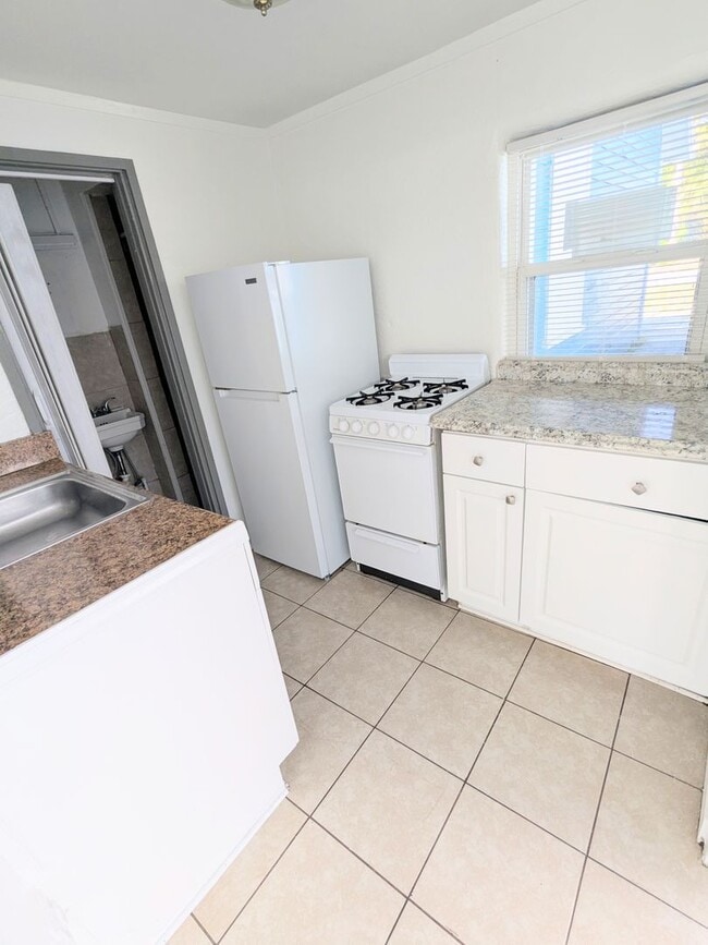 Foto del edificio - 309 Eastwood Ln