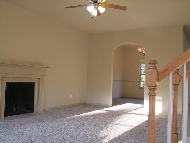 Building Photo - 4139 Brynhill Ln