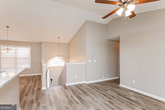 Foto del edificio - 3957 Edgebrook Dr