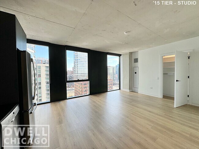 Building Photo - 104 W Polk St