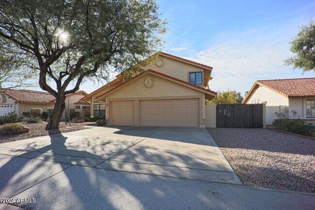Building Photo - 8951 E Sutton Dr
