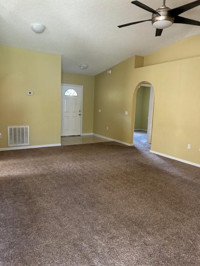 Foto del edificio - 14121 Econ Woods Ln