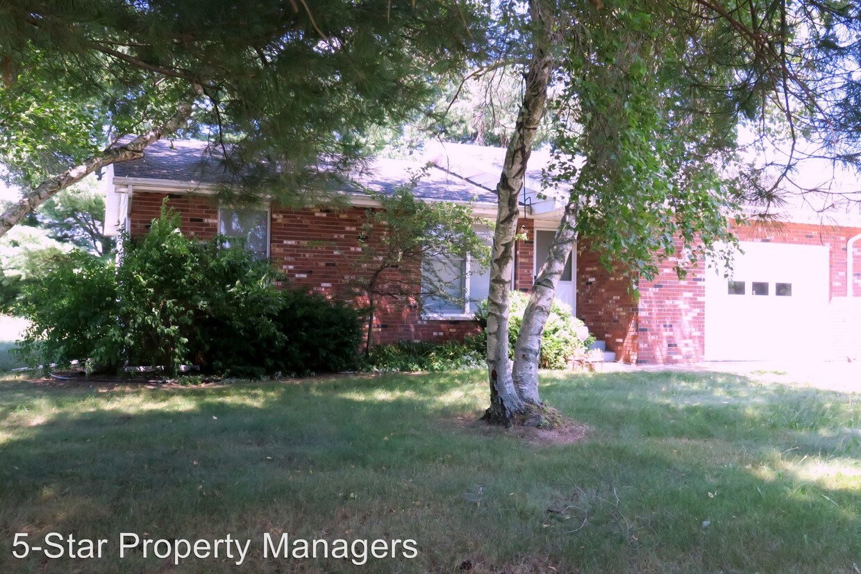 Primary Photo - 2 br, 1 bath House - 58403 Nathena Lane