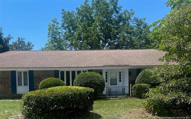 Building Photo - 425 Dunmore Rd