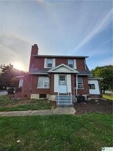 Building Photo - 2619 Broad St