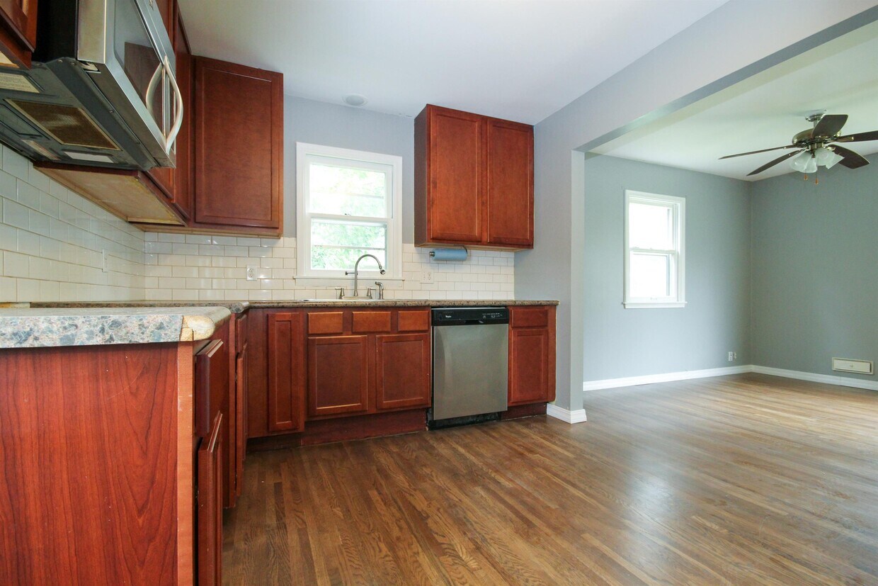 20540 Howland Ave W, Lakeville, MN 55044 House Rental in Lakeville, MN