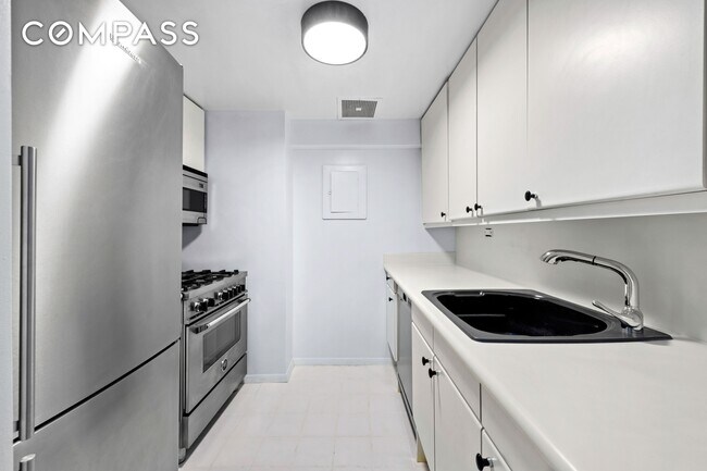 Foto del edificio - 106 Central Park S