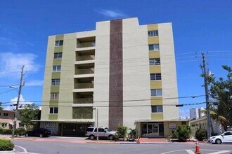 Building Photo - 8001 Crespi Blvd
