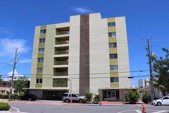 Building Photo - 8001 Crespi Blvd