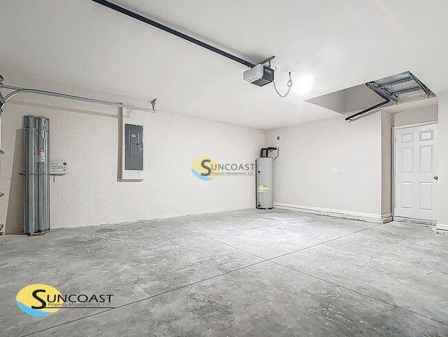 Foto del edificio - 16690 SW 29th Terrace Rd