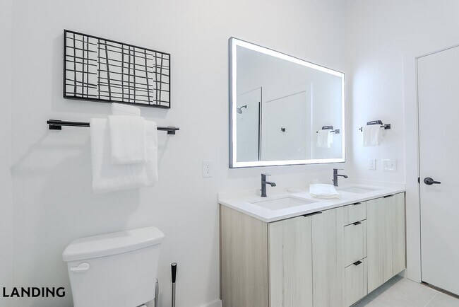 Foto del edificio - 2623 Keene St