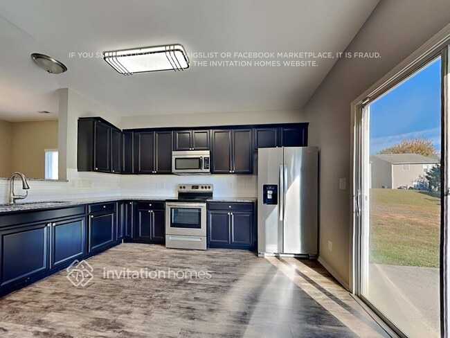 Building Photo - 3617 Charterhall Ln