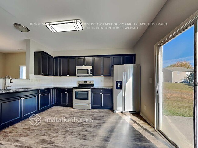 Foto del edificio - 3617 Charterhall Ln