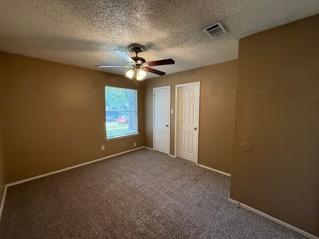 Foto del edificio - 10347 Shelburne Dr