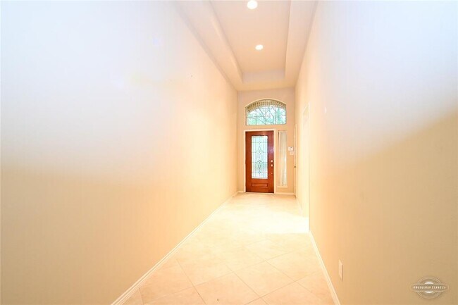 Foto del edificio - 20222 Benton Springs Ln