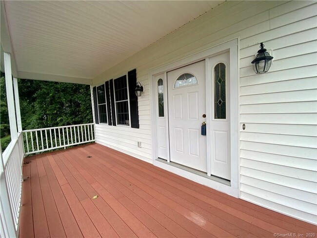 Building Photo - 5 Lillinonah Dr