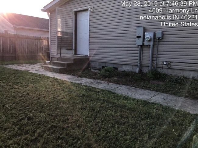 Building Photo - 4009 Harmony Ln
