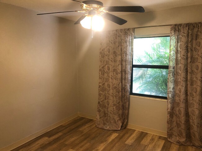 Building Photo - 760 Unity Dr