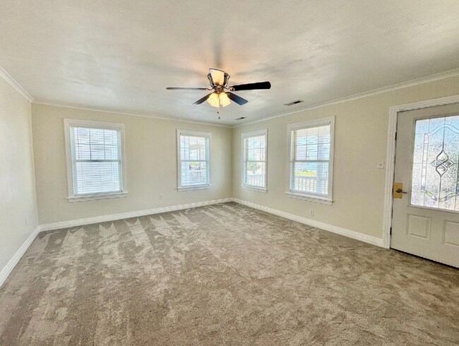Foto del edificio - 259 W Ocean View Ave