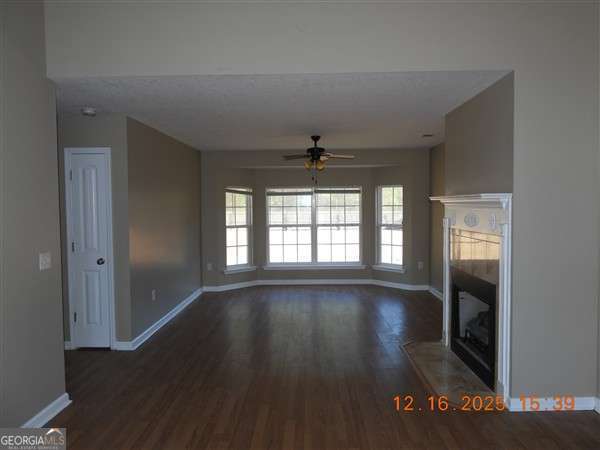 Foto del edificio - 172 Lincoln Way