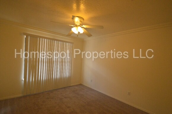Building Photo - 905 S Boulder Ave