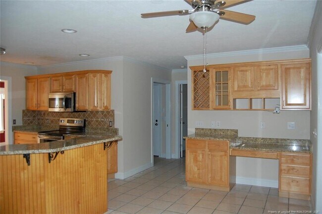 Foto del edificio - 1165 Greenbriar Dr