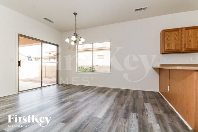 Foto del edificio - 16860 W Cottonwood St