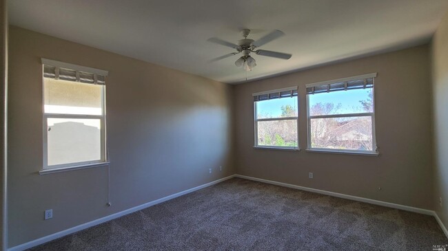 Building Photo - 5018 Brown Ln