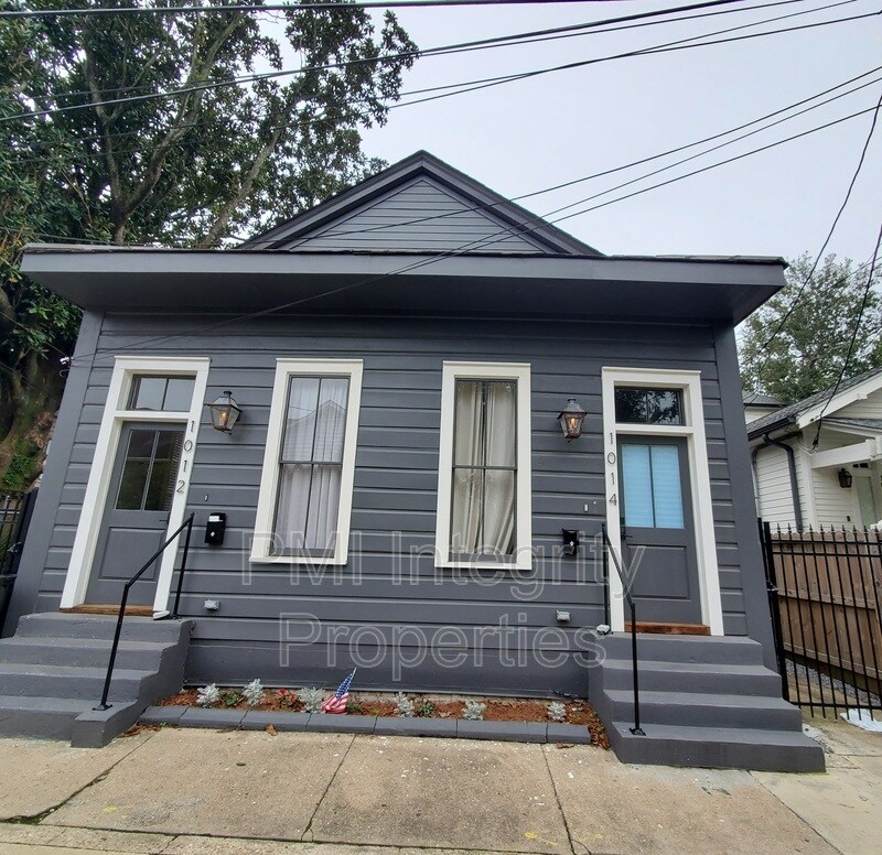 Primary Photo - 1014 Cadiz St