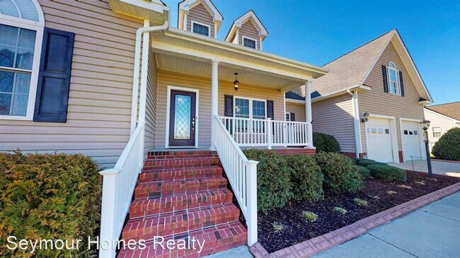 Building Photo - 3 br, 3 bath House - 210 Gator Drive