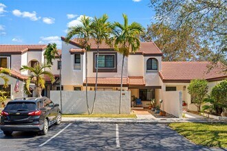 Building Photo - 9439 SW 123rd Ave Ct