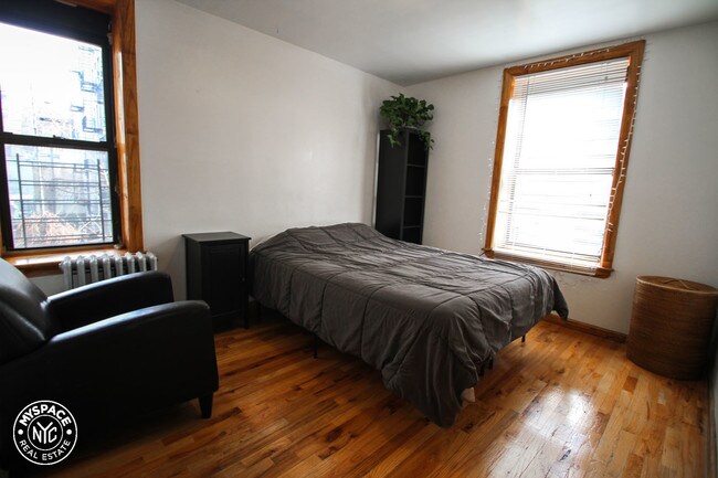 Foto del edificio - 381 Berry St