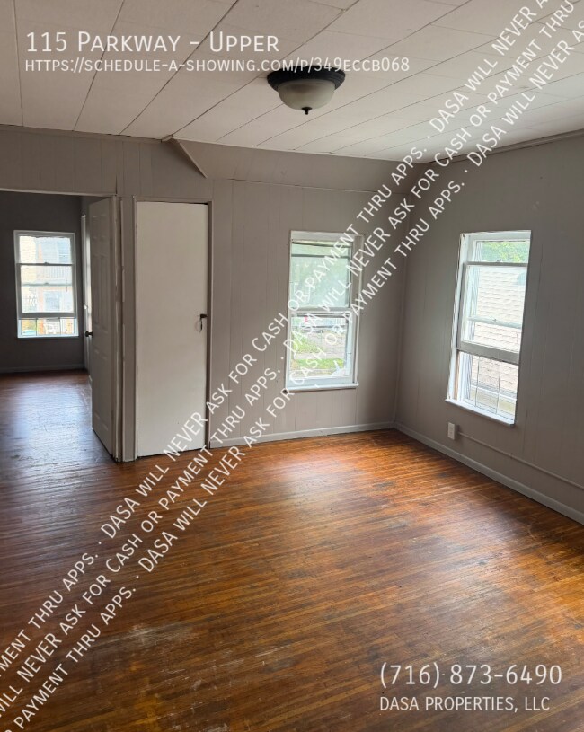 Building Photo - 115 Parkway-Upper