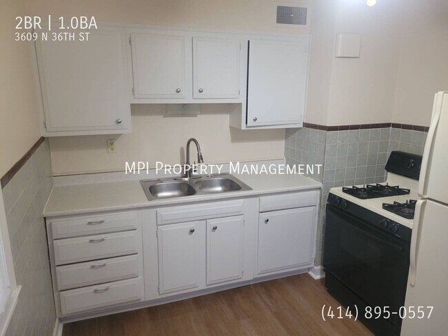 Building Photo - 3609 N 36th St