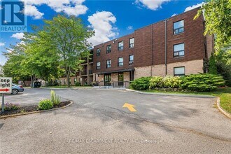 Building Photo - 4209 Hixon St