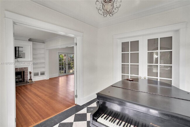 Foto del edificio - 603 Minorca Ave